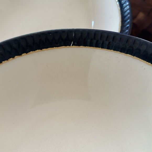 Crate&Barrel Rare Bowl Set of 5 - Beige - Picture 6 of 6